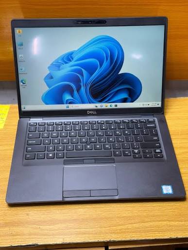 Used Dell Latitude 5400, Core i5-8365U, 8GB RAM, 256GB SSD, 14″, Backlit Keyboard